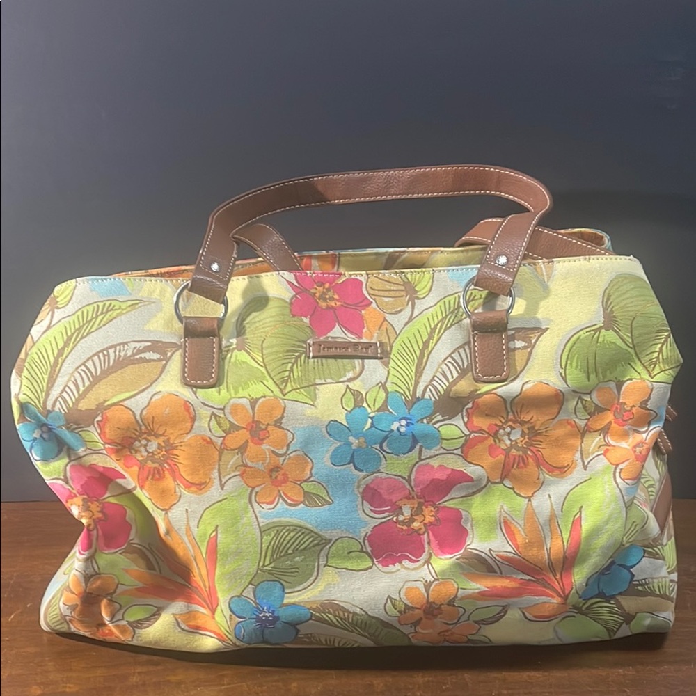 Jamaican Bay Floral Canvas WeekenderBag